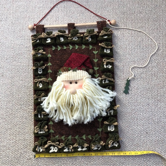 NWOT Gorgeous ADVENT Calendar - Picture 4 of 10